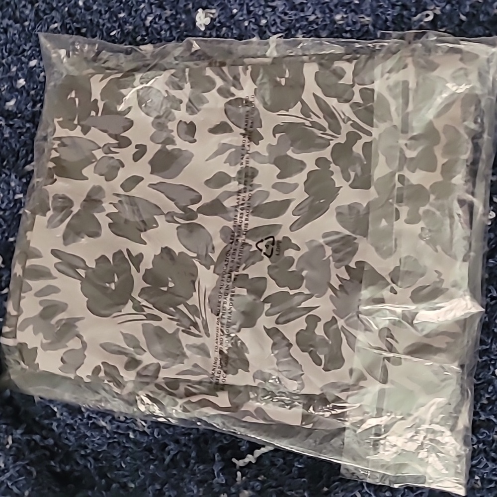 High rise skinny leg opening leggings